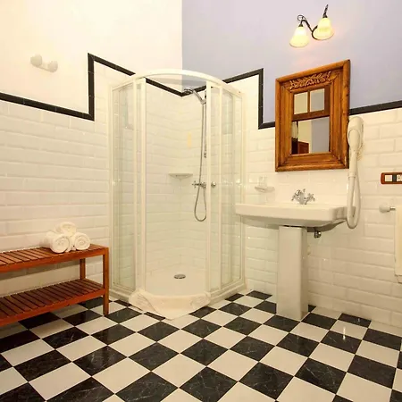 Casa Lola Y Juan Szálloda 3*
