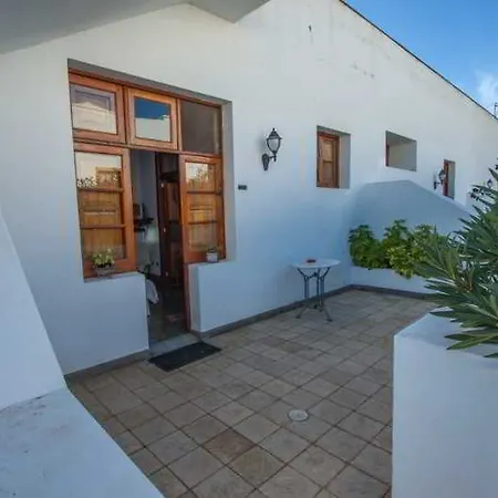 Casa Lola Y Juan