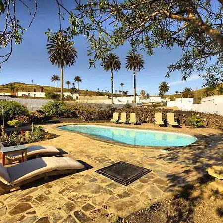 Casa Lola Y Juan 3*