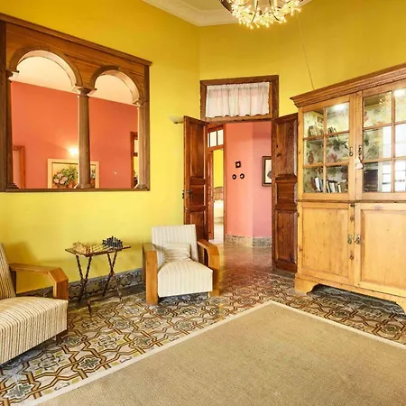 Casa Lola Y Juan Haría