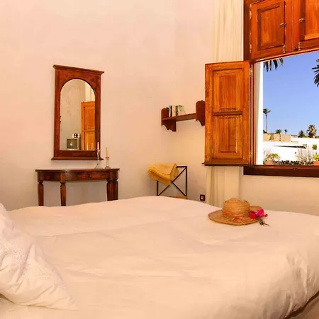Casa Lola Y Juan Haría