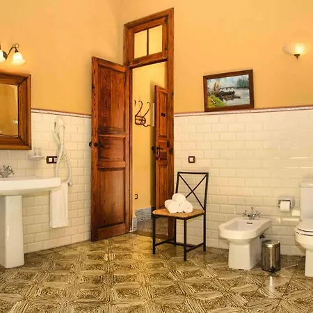 Casa Lola Y Juan Haría